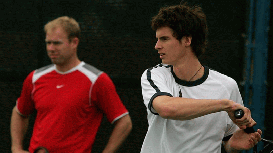 Mark Petchey coaching Andy Murray